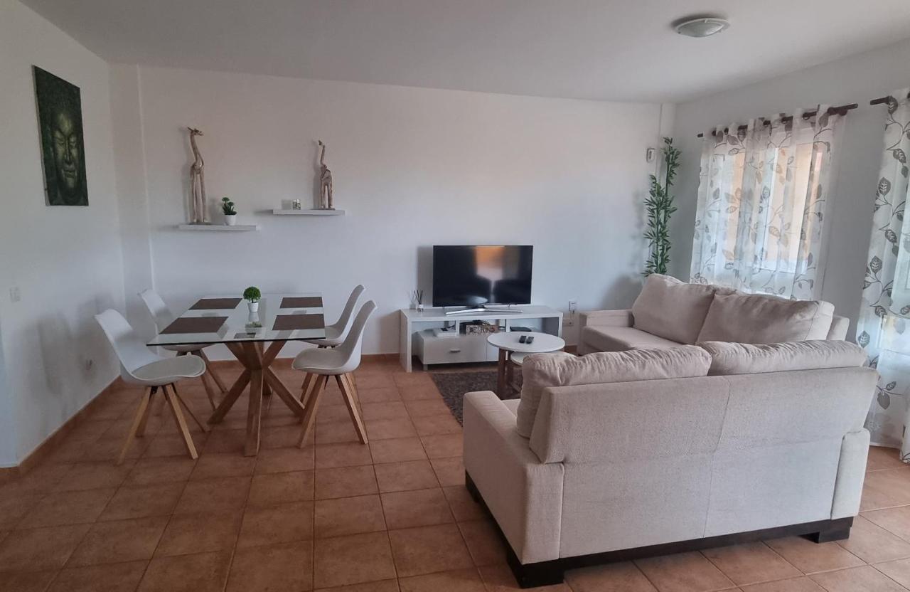 Tres Islas Apartment - 70 M2 Private Terrace Corralejo Exterior foto