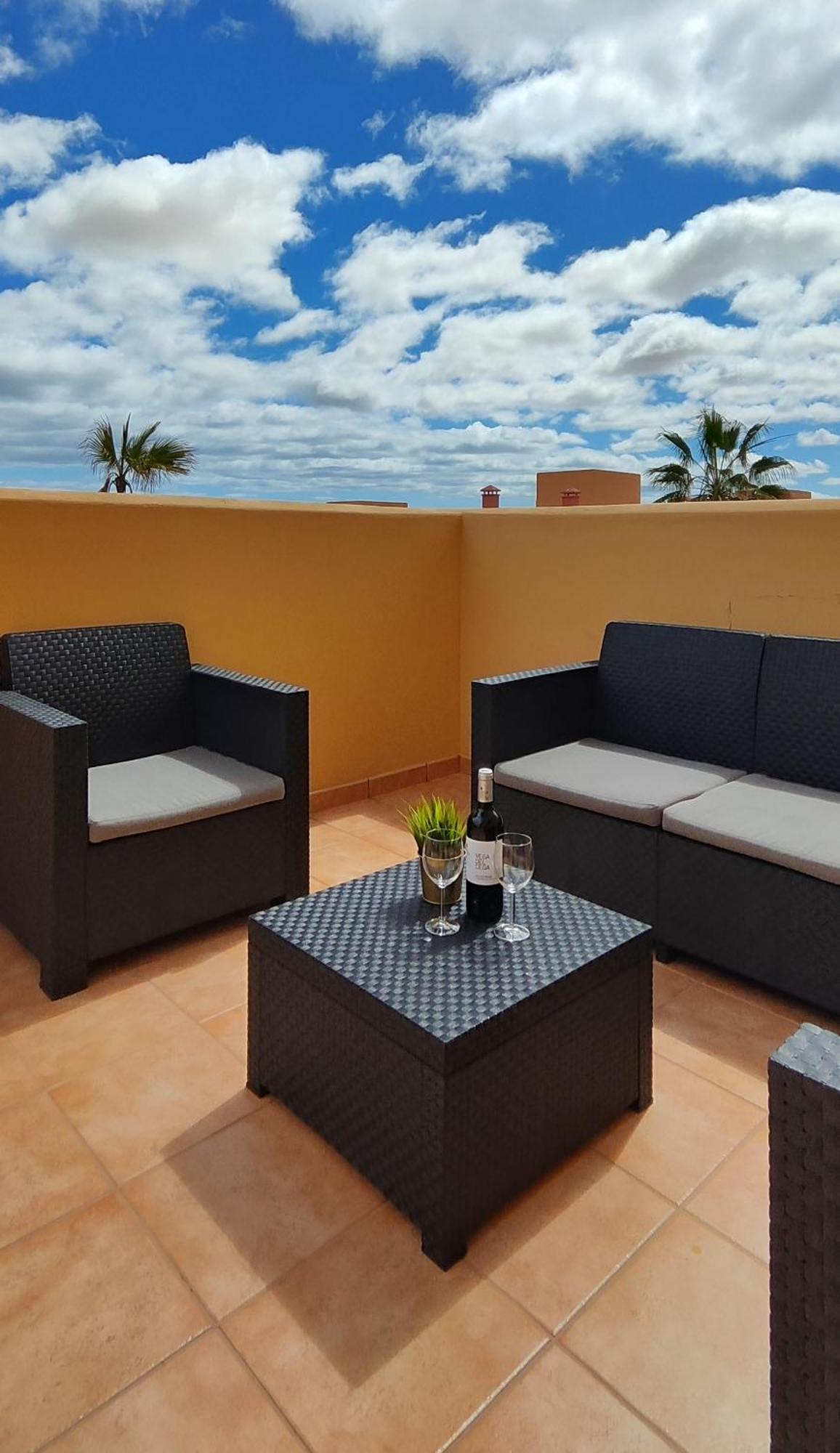 Tres Islas Apartment - 70 M2 Private Terrace Corralejo Exterior foto